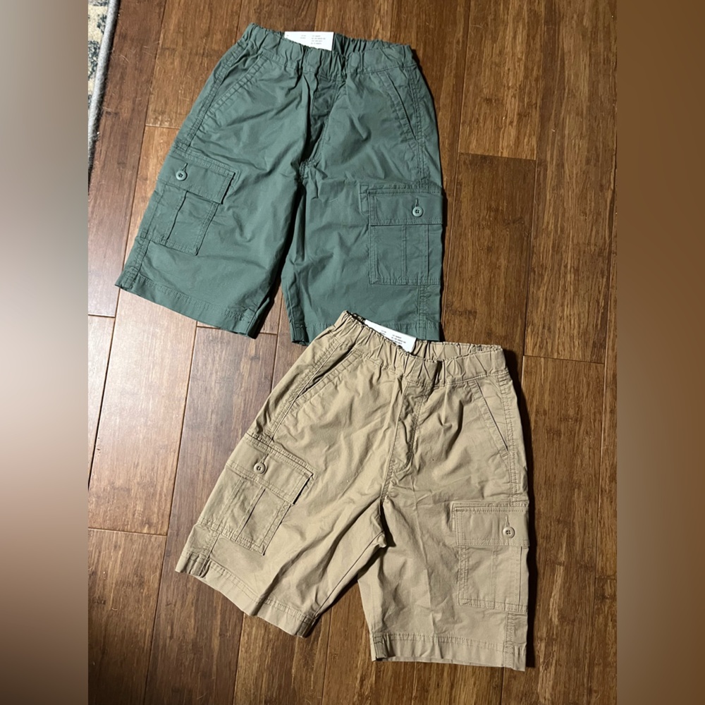 Uniqlo Kids Green and Tan wide fit Cargo Half Pants